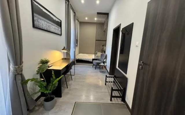 Center Rooms
