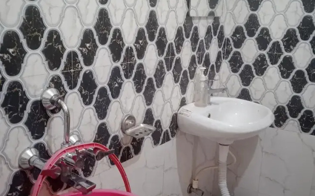 Sapphire Guest House
