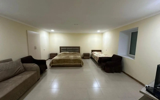 Guest House Manjgaladze 8