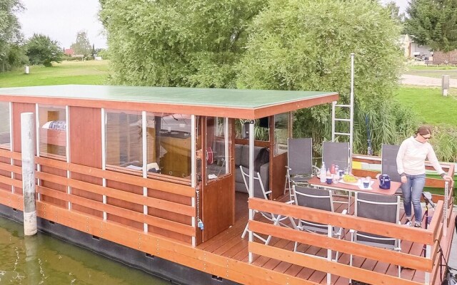 Awesome Ship/boat in Neustrelitz With 2 Bedrooms and Wifi