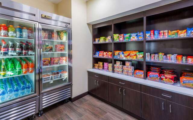 La Quinta Inn & Suites by Wyndham Artesia