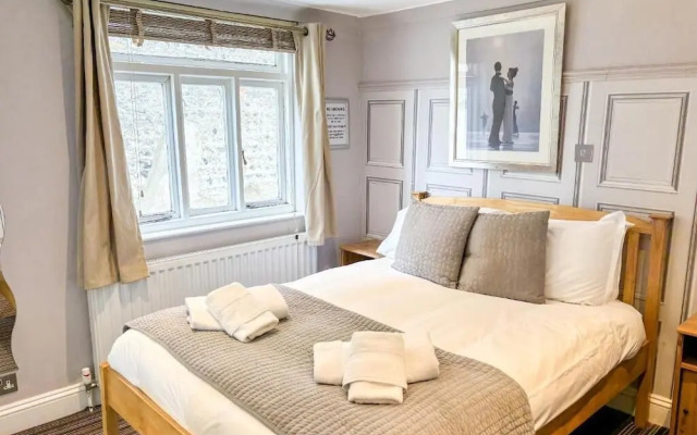 V Rooms Brunswick Square