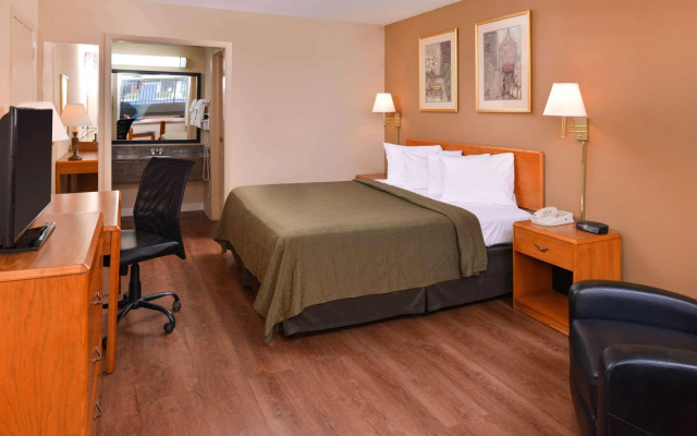 Quality Inn Dutch Inn