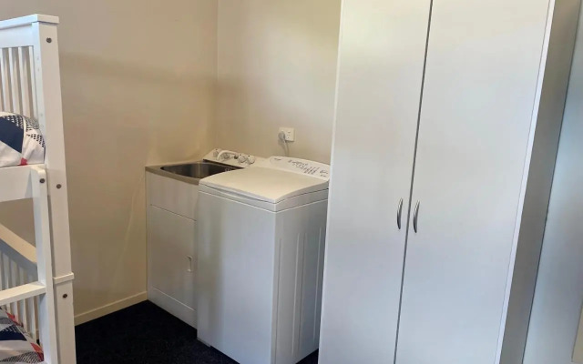 Oceans 8 - Mangawhai Heads Holiday Home