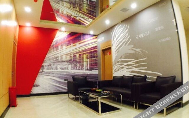 Shangpin Beautiful Hotel (Gao'an Ruiyang Avenue)