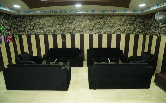 Comfort Stay - Near Lulu Mall