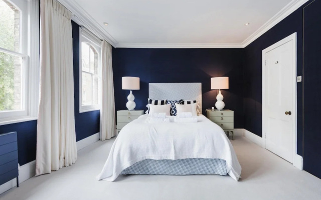 Chic Wandsworth Home With Patio