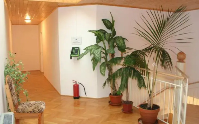 Park Hotel & Restaurant