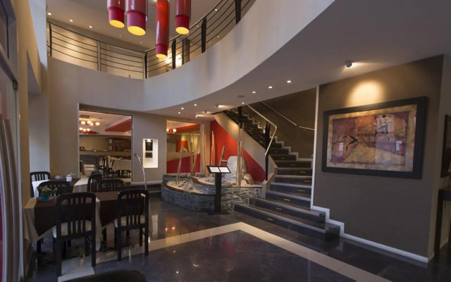 Howard Johnson by Wyndham San Pedro