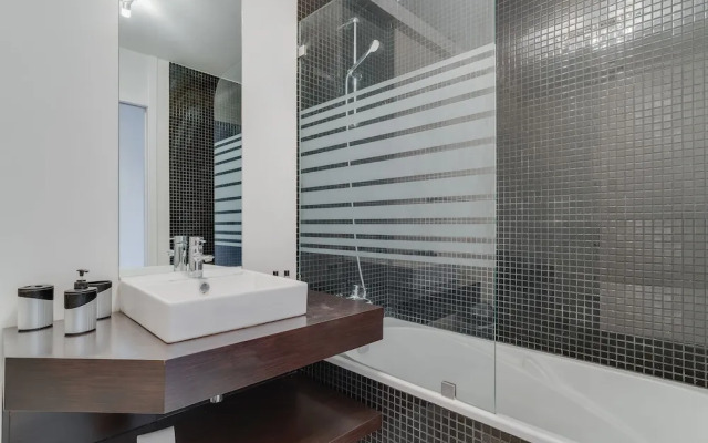 Ramos apartment by HRM