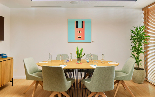 INNSiDE by Melia Barcelona Apolo Hotel