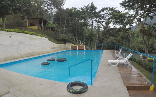 Hostal Oasis The Traveler - Hostel
