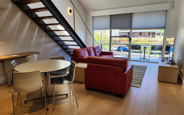 Semaphore Blue Apartments