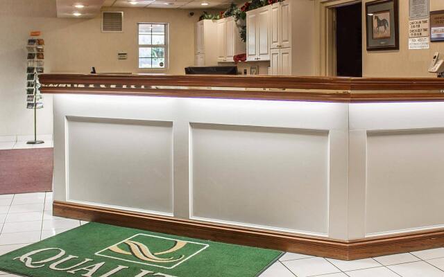 Quality Inn & Suites Bellville - Mansfield