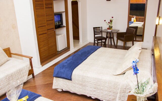 Strand Hotel