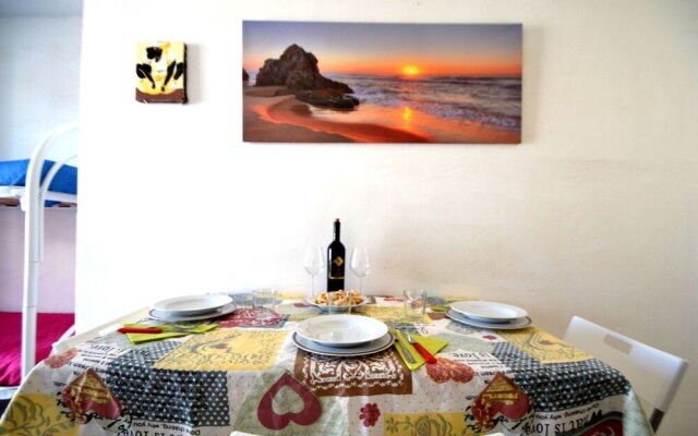 Alba Two-room Air-conditioned Holiday Home for 4 Guests