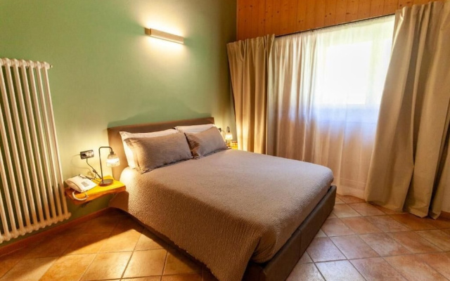 Chalet Chapeau R. a R.