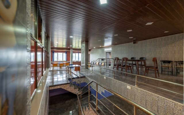 Sri Nandha Luxury Comforts
