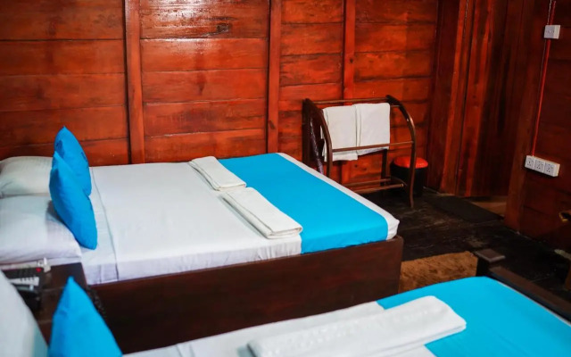 kumbura eco lodge