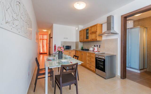 Seashells Penthouse Seaview Terrace by Getaways Malta