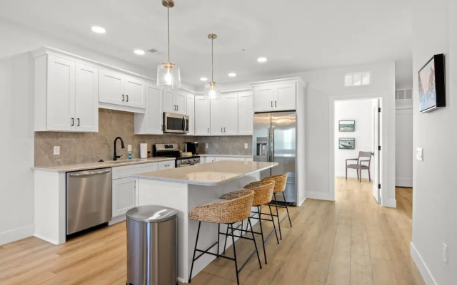 The Loop Downtown By Kasa