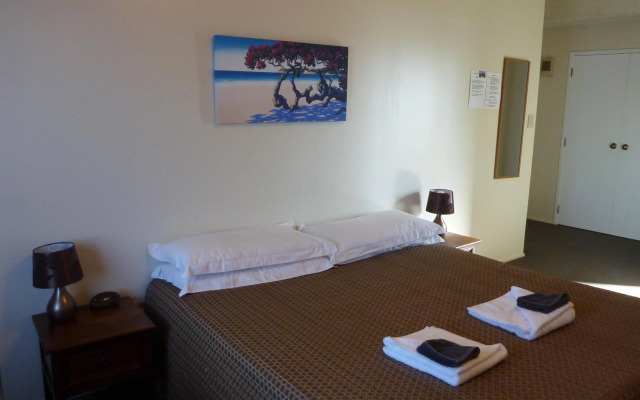 Drury Motor Lodge