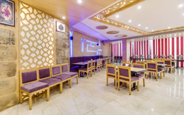 Hotel Amar Heights