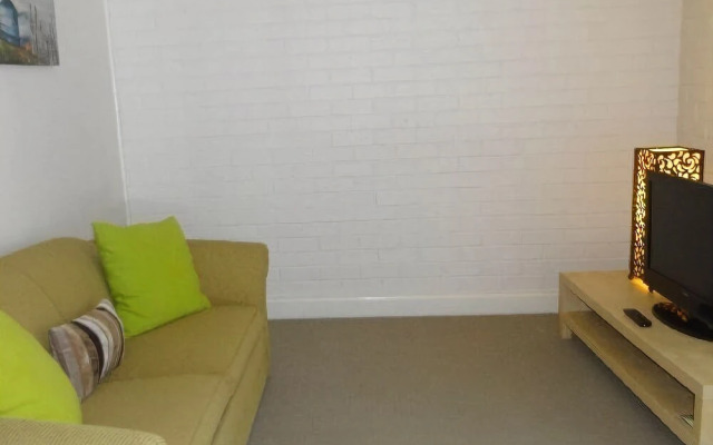 Ironbark - Deluxe Family Townhouse