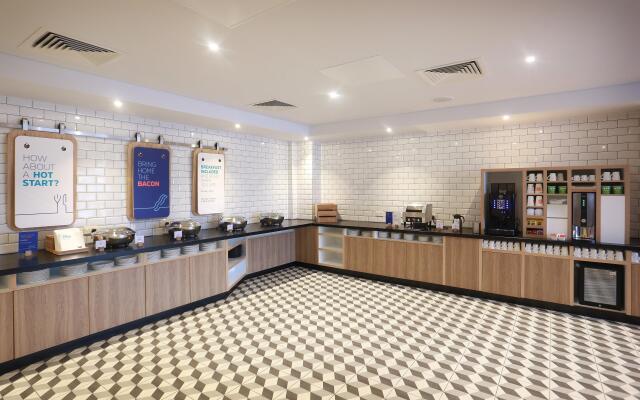 Holiday Inn Express Manchester - Trafford City by IHG