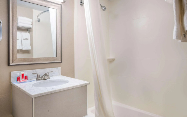 Econo Lodge Boston-Malden