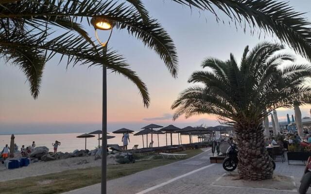 EVRIDIKI Home 50m from the beach