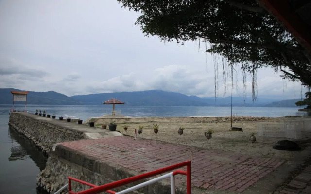 Hotel Pandu Lakeside Tuktuk