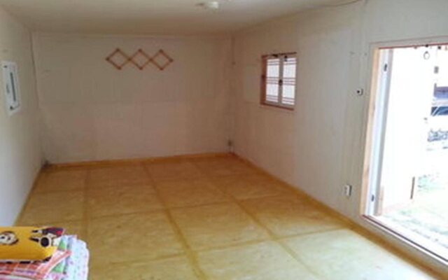 Moji Guest House