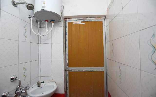 Hotel New Urvashi By OYO Rooms