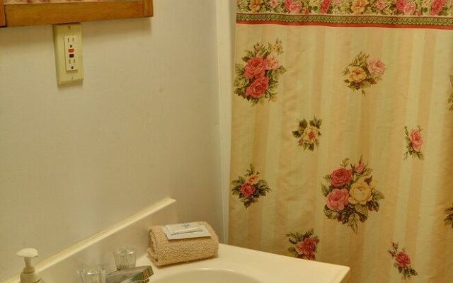 Panther Creek Cabins