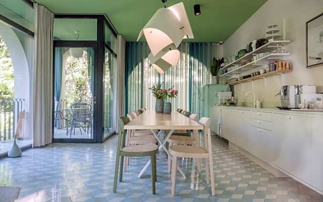 Bagatelle Gardenhouse