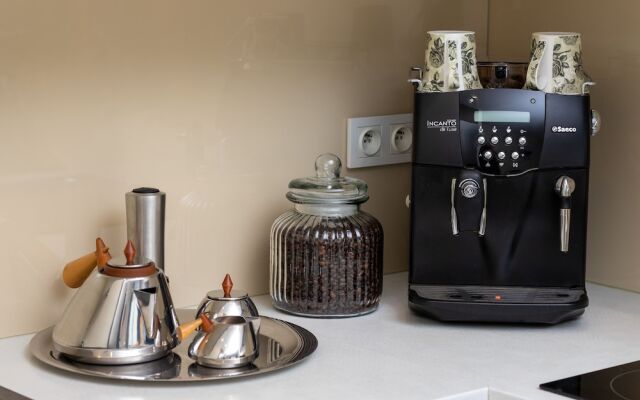 Albatross Towers Apartments by Renters