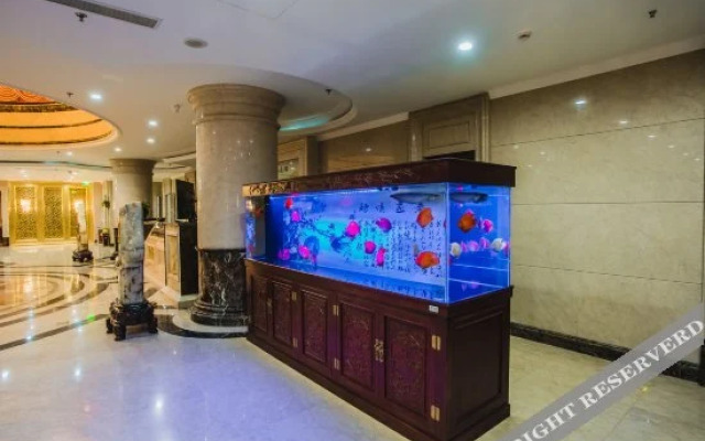 Xin Pu Jing Business Hotel (Linyi Taisheng Plaza)