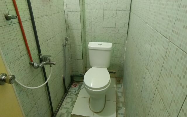 Hotel O Wisma Pundu Syariah Near Kantor Camat Kota Besi