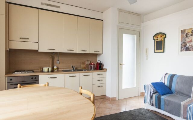 Typical Apartment on River Naviglio / Darsena