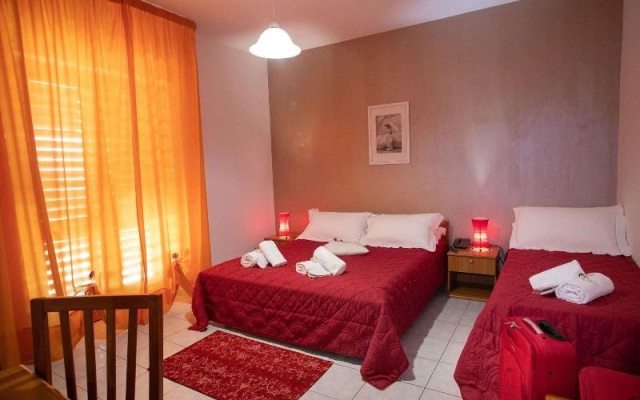 Kiris Hotel