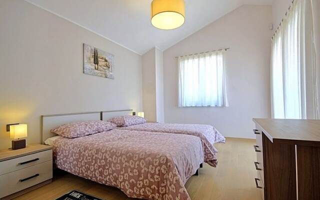Villa Genia 2
