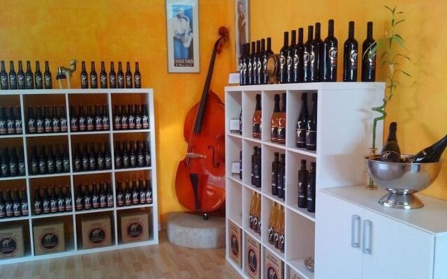 Hotel Cueva Tardienta Monegros - Adults Only