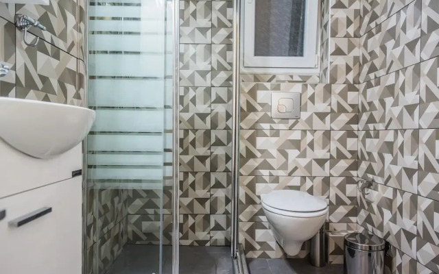 Lavender Apt by halu! Apartments