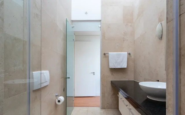 Penthouse 702 Kylemore B