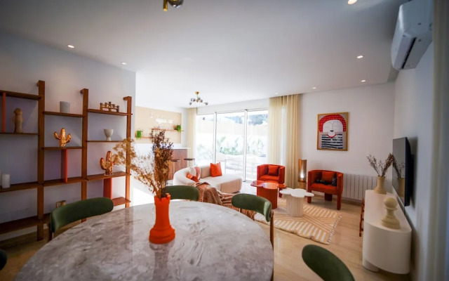Villa Hermes Seaside and Luxurious