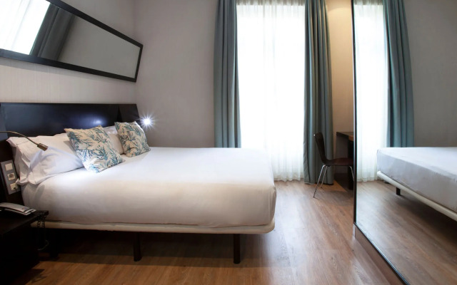 Petit Palace Ruzafa Hotel