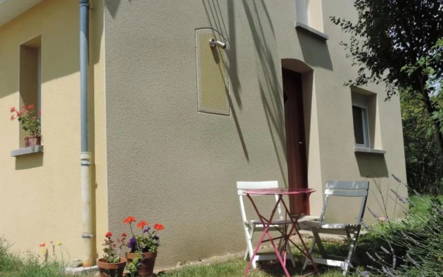 GiTE LA FLèCHE, 2 PIèCES, 3 PERSONNES - FR-1-410-196