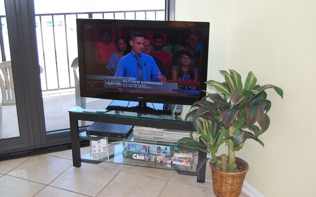 Island Winds East 409 condo