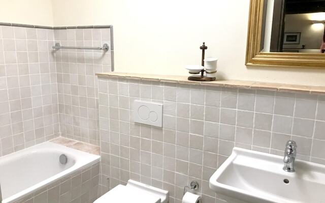 House With 4 Bedrooms in Montelaterone, With Wonderful Mountain View,